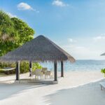 Deluxe Beach Villa with Private Family Pool 6