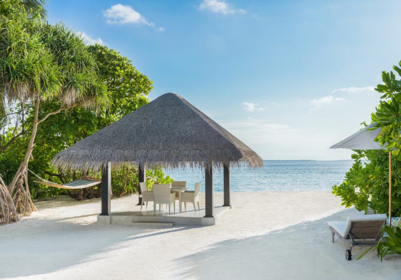 Deluxe Beach Villa with Private Family Pool 6
